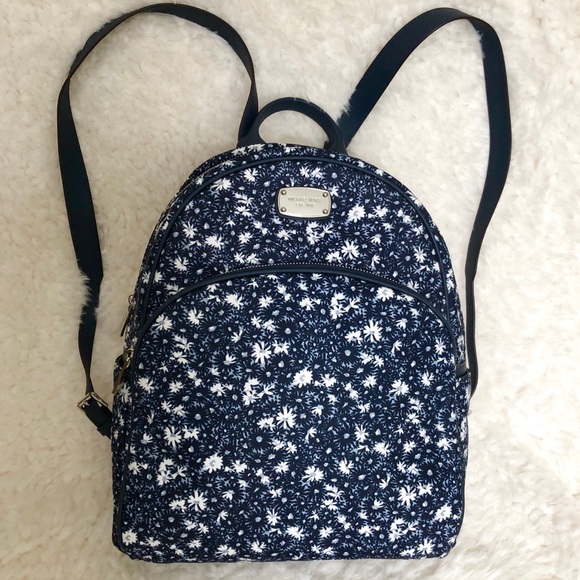 Michael Kors Handbags - 🌟SALE🌟Michael Kors backpack Abbey navy blue